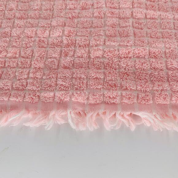 Vintage Bath Towel Set Penny's Pink Fringed Crochet Basket Edging Cotton Gift - Picture 8 of 9